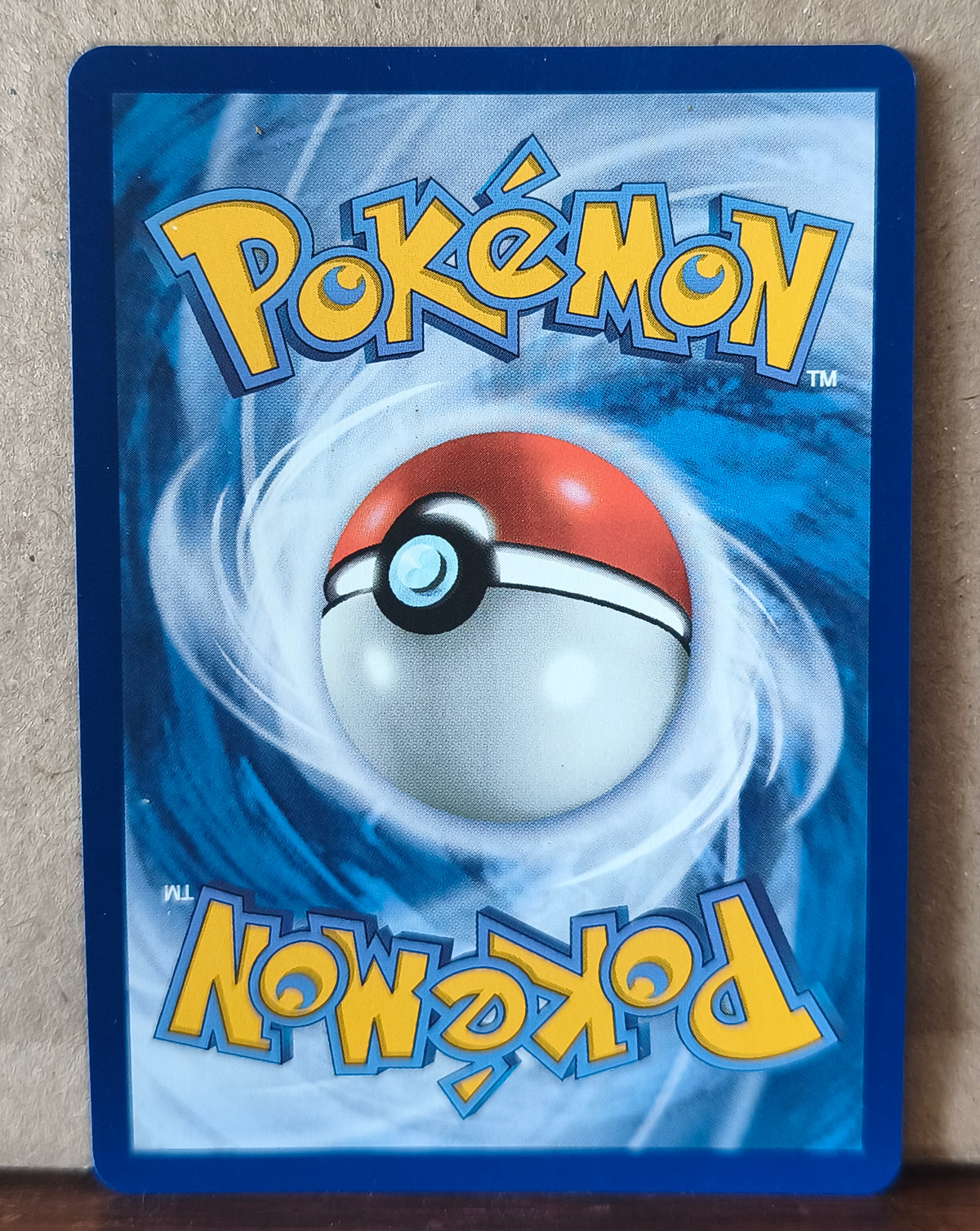 Carte Pokémon Regirock 101/182 Rivalités Destinées, verso de l'exemplaire vendu